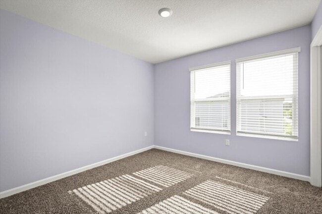 Building Photo - 85 Elmhurst Ln