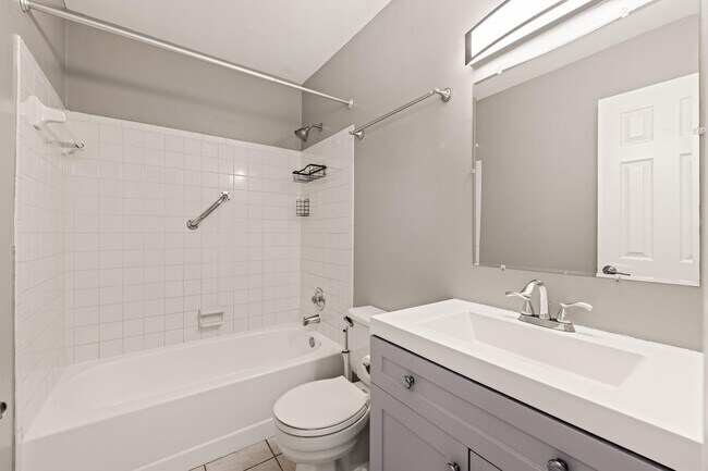 Building Photo - 8635 Old Mt Vernon Rd