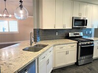 Building Photo - 15122 Red Cedar Cove Ln