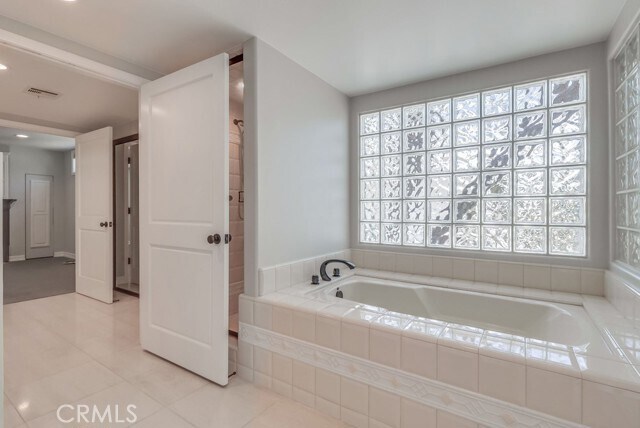 Building Photo - 6063 Lido Ln
