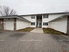Building Photo - 2240 Meppen Dr