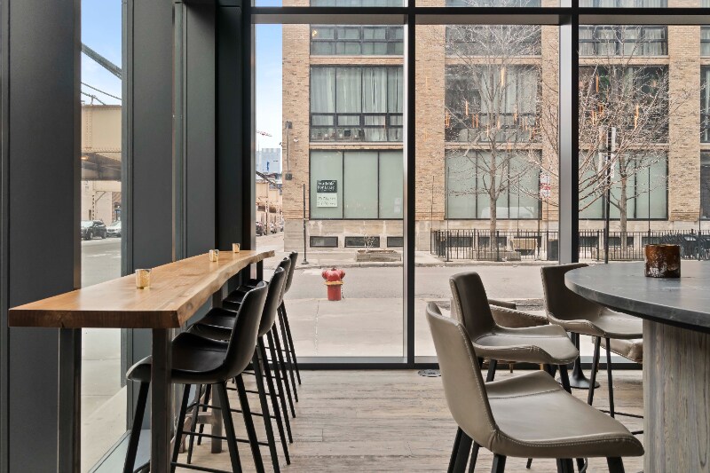 Building Photo - 164 N Ada St