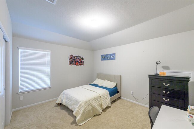 Building Photo - 4519 Hronas Dr