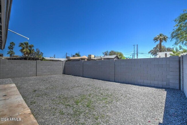 Building Photo - 1413 S Jentilly Ln