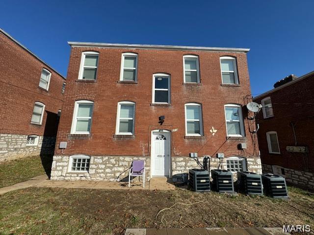 Building Photo - 4934 Kemper Ave