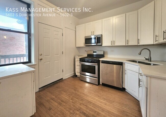 Building Photo - 5602 S Dorchester Ave