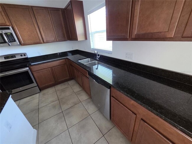 Building Photo - 2270 Sheboygan Pl