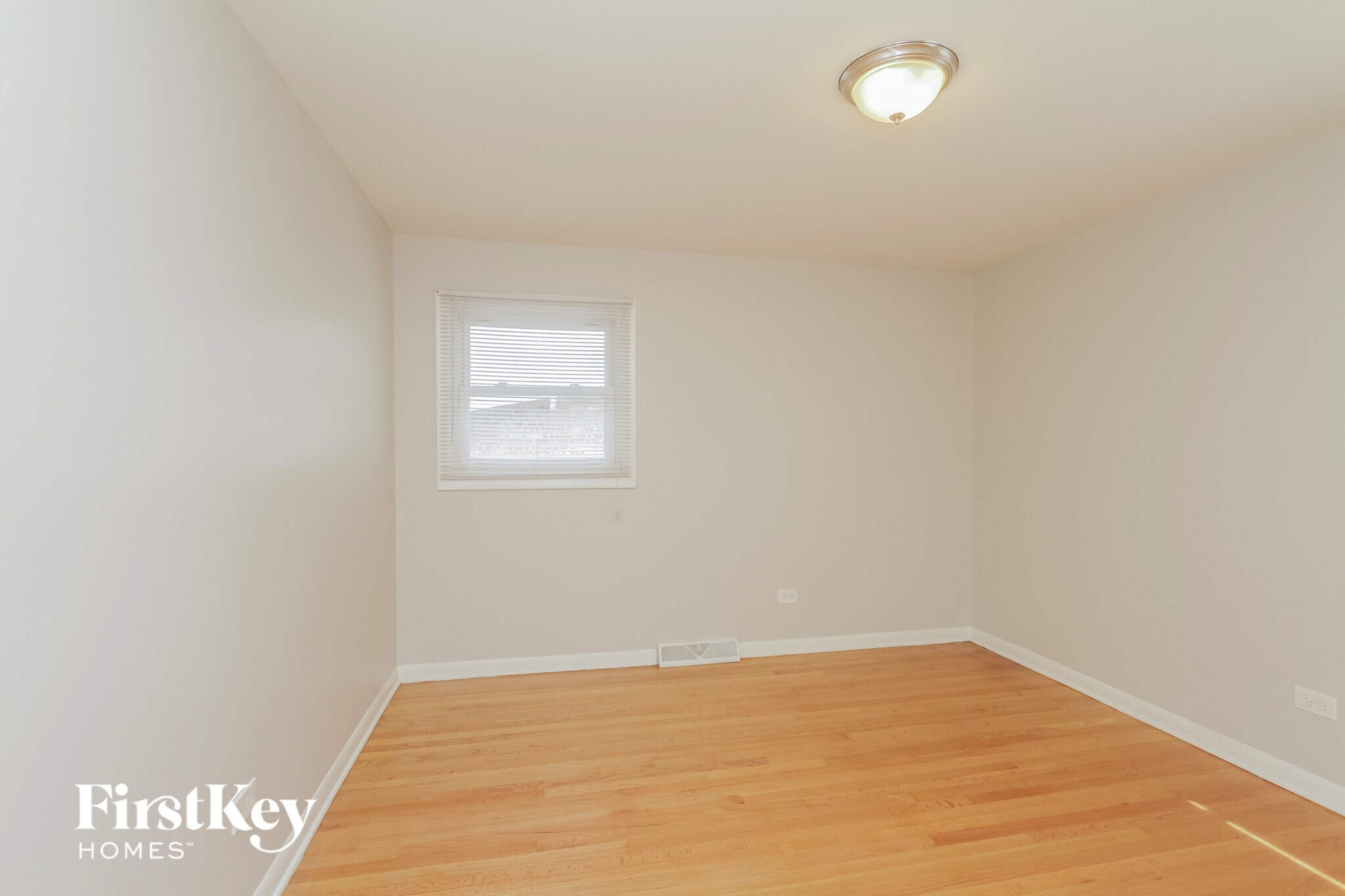 Building Photo - 3729 W 121st Pl
