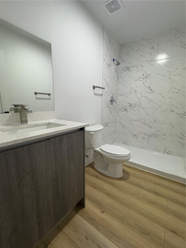 Building Photo - 1534 NW 1st St