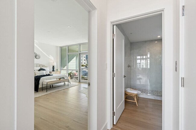 Building Photo - 1343 4th St