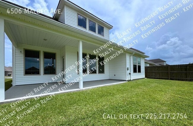 Building Photo - 4506 Malbec Ave