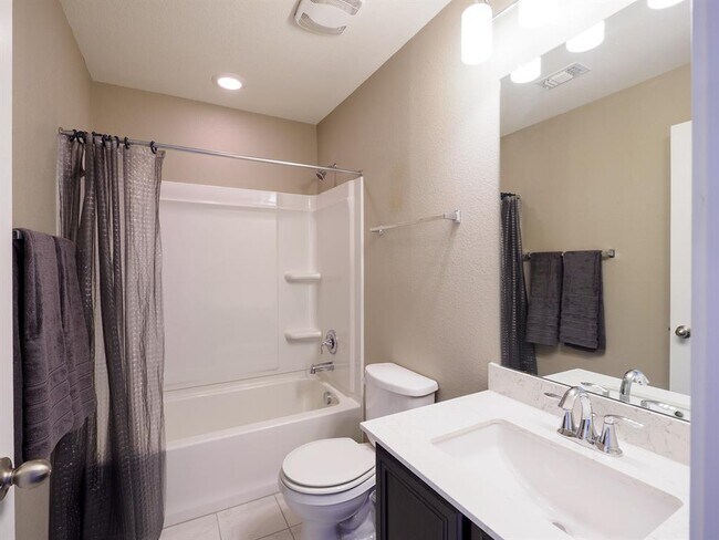 Building Photo - 1509 Berlin Ln