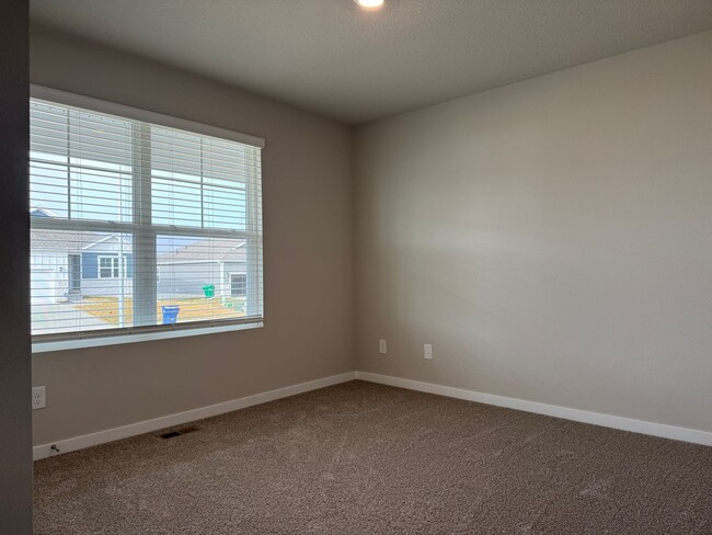 Building Photo - Never-Lived-In 4-Bedroom Ranch with Finished Basement Near Offutt AFB