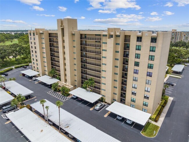 Building Photo - 2621 Cove Cay Dr