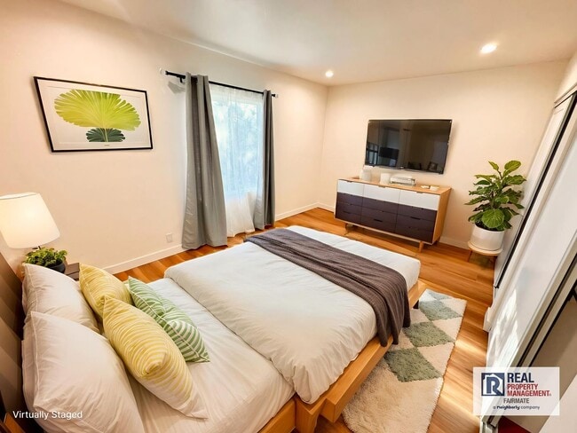 Building Photo - Beautifully Remodeled 3-Bedroom Home in Al...
