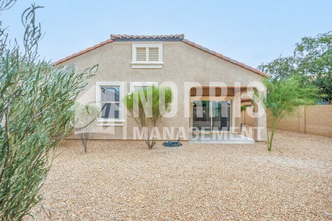 Building Photo - Beautiful Home in Mission Royale