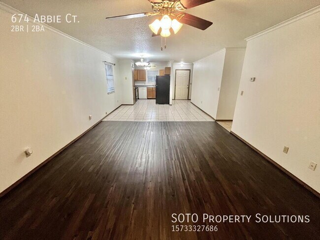 Building Photo - 674 Abbie Ct