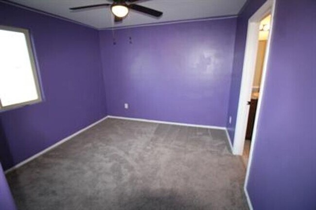 Building Photo - STUNNING 4-Bedroom + Den Home in Gladden Farms!!!!! SOLAR PANELS!!!
