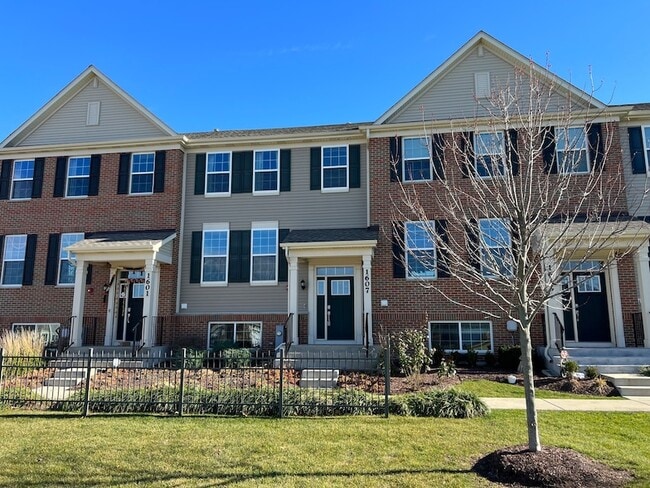 Building Photo - 1607 Carlstedt Dr