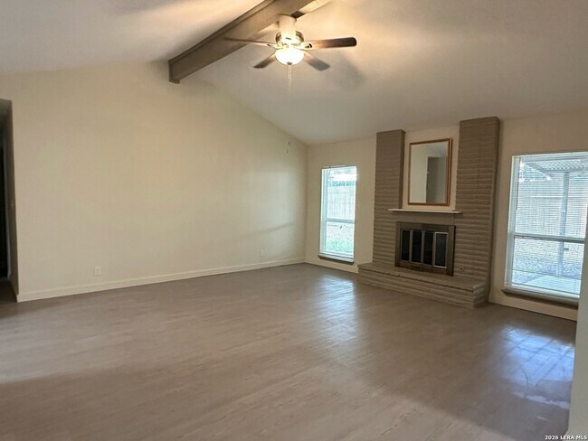 Building Photo - 6731 Carters Blf Dr