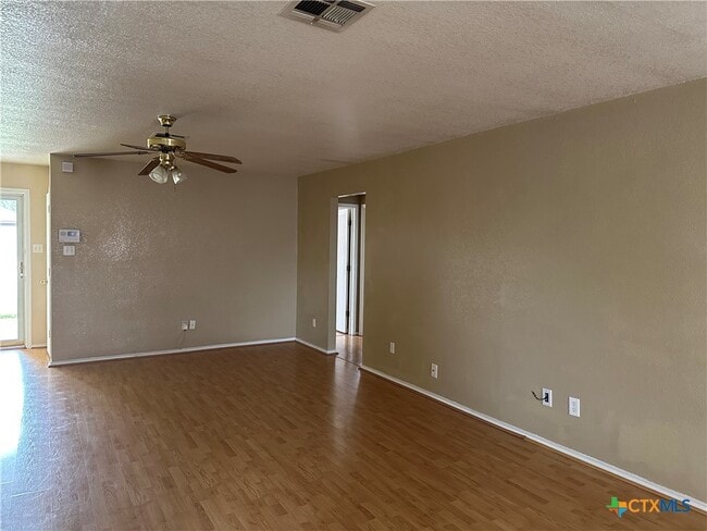 Building Photo - 4305 Bowles Dr