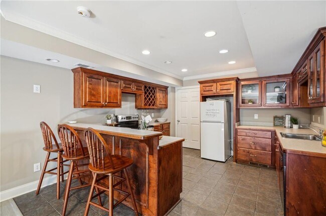 Building Photo - 7115 Doncaster Ct