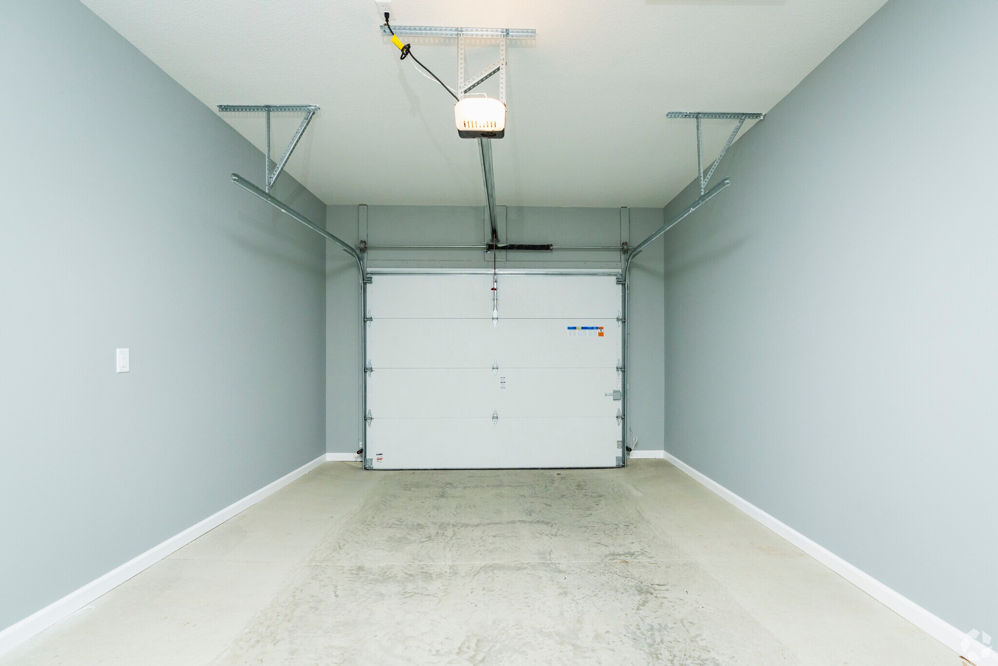 Building Photo - 4794 Tyrone Rd