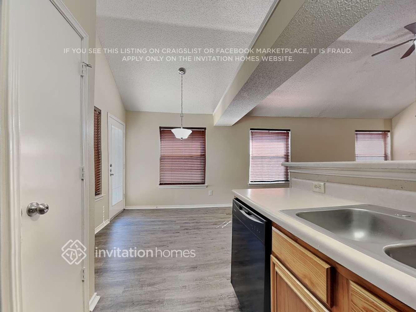 Building Photo - 6736 Driffield Cir E