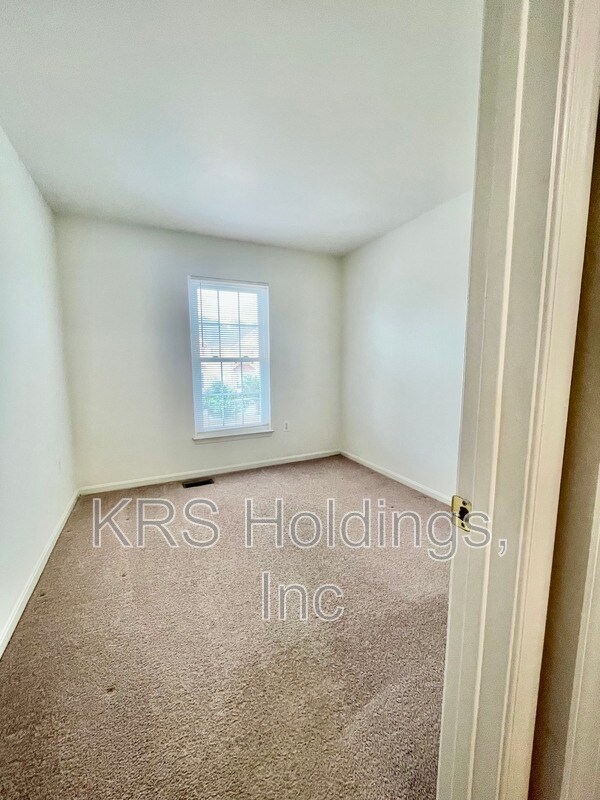 Building Photo - 15241 Barnabas Trail