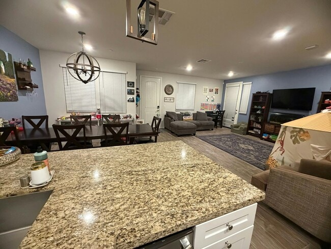 Building Photo - 7084 Vernazza Pl