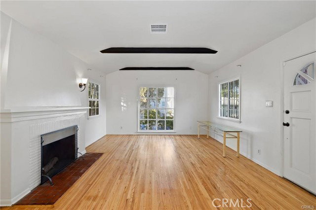 Building Photo - 1283 S Dunsmuir Ave