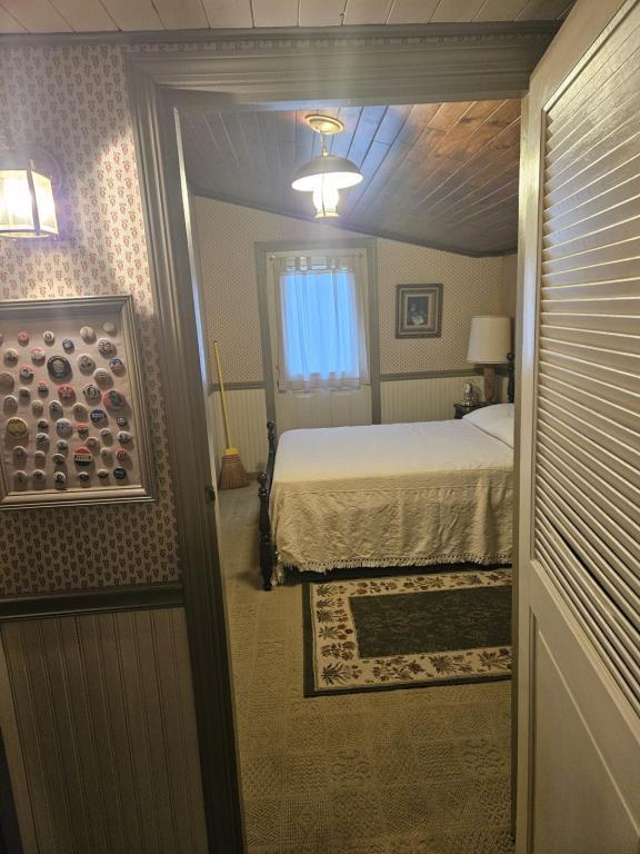 Building Photo - 502 Lulu Ave