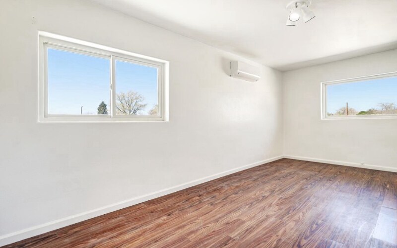 Building Photo - 2424 Vista Grande Dr NW