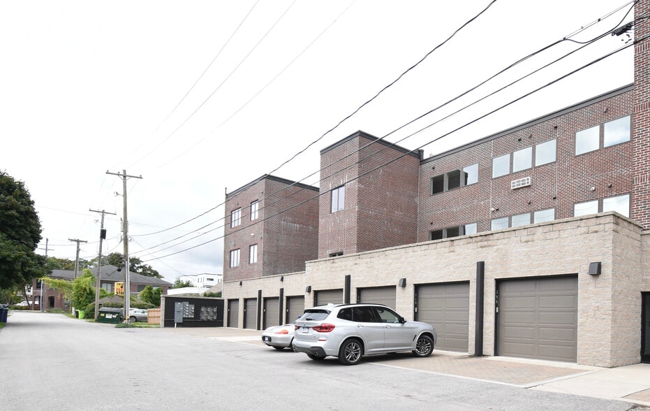 Garage Entrance - 607 Randolph St