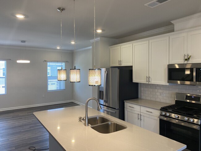 Building Photo - 2138 Terrawood Dr