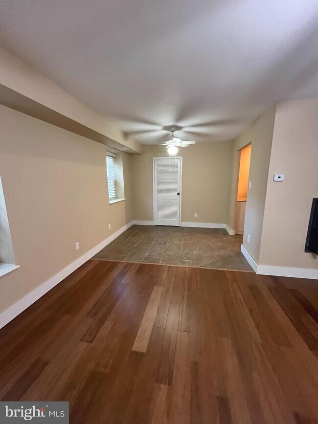 Building Photo - 4000 Gypsy Ln