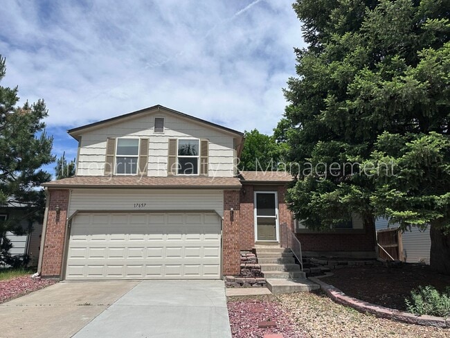 Primary Photo - 17657 Ponderosa Ave