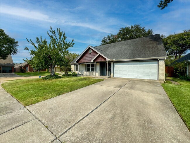 Building Photo - 2903 Auburn Dr