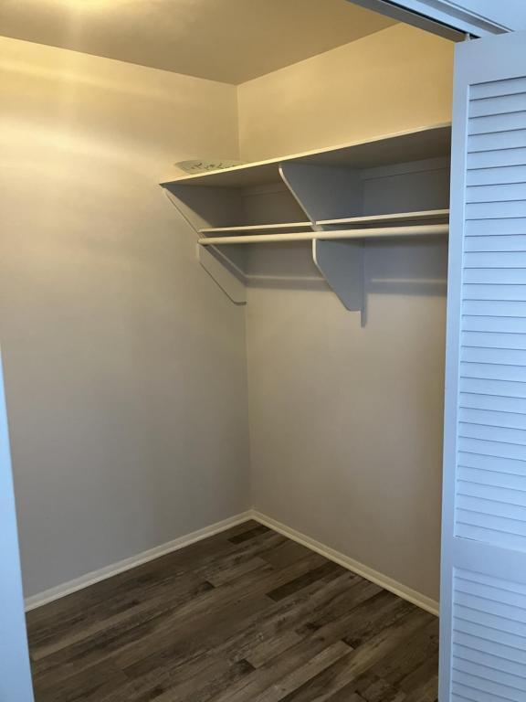 Building Photo - 2520 SW Mission Ave