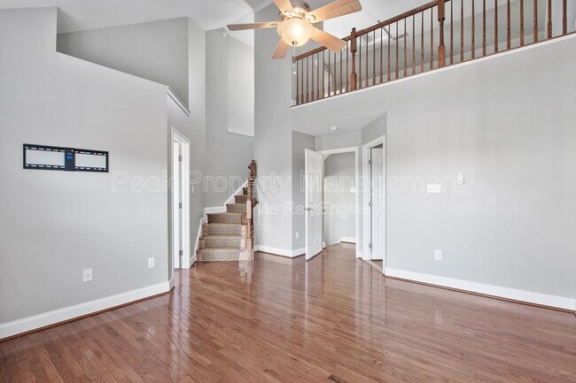 Building Photo - 3823 Maher Manor