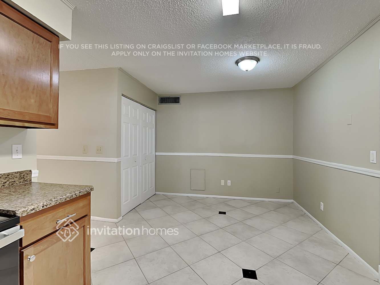 Building Photo - 1380 Wildwood Ct