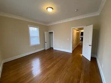 Building Photo - 27 Lamartine St