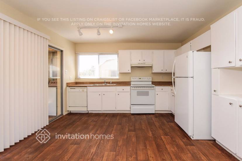 Building Photo - 3531 W Caribbean Ln