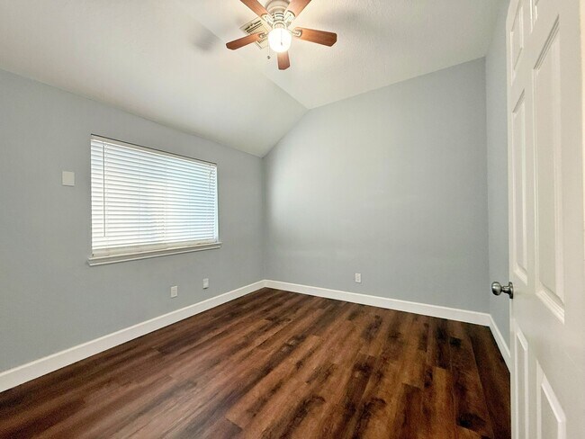 Building Photo - 3610 Maple Pass Ct