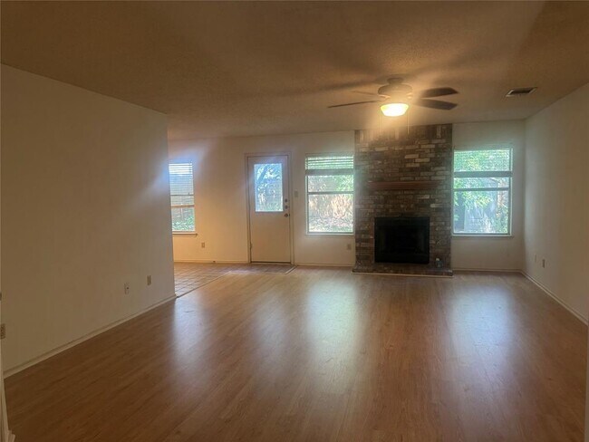 Building Photo - 14008 Maricella Ln