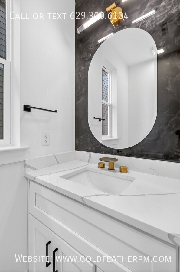 Building Photo - 2144 18th Avenue N