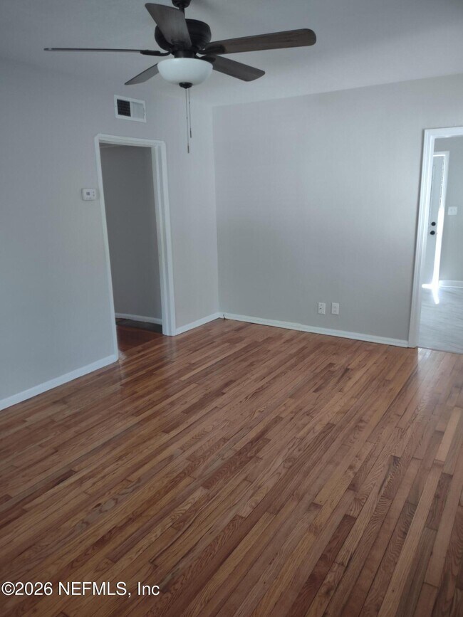 Building Photo - 1552 Naldo Ave