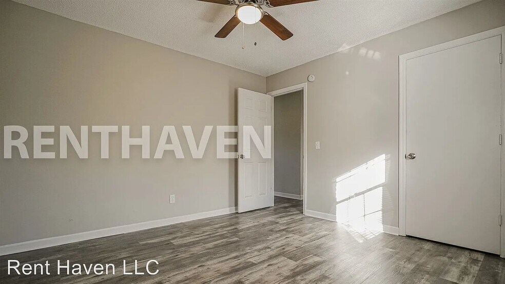 Building Photo - 113 Eleta Dr