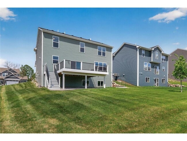 Building Photo - 1559 Edgebrook Ln