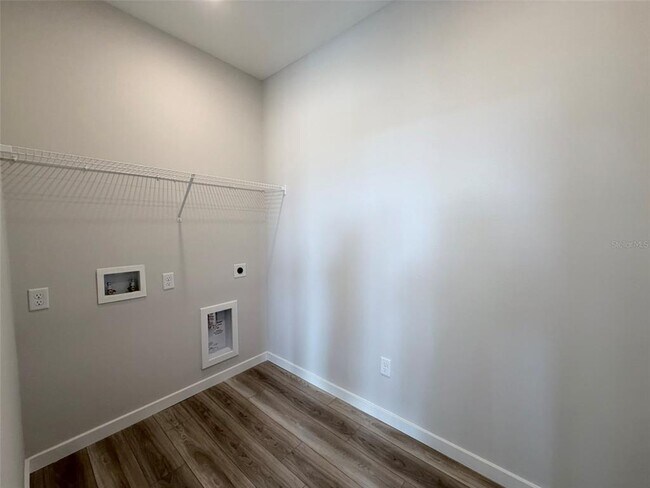 Building Photo - 36 Perseus Ave